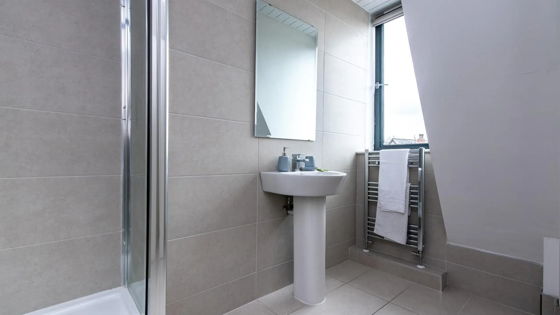 3-Br Apartment In Prime Leeds City Centre 0*, Leeds (West Yorkshire)